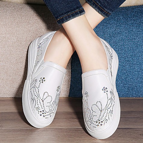 Women's Shoes Synthetic Spring / Fall / Winter Moccasin Totes Athletic / Casual Flat Heel Glitter Silver / White